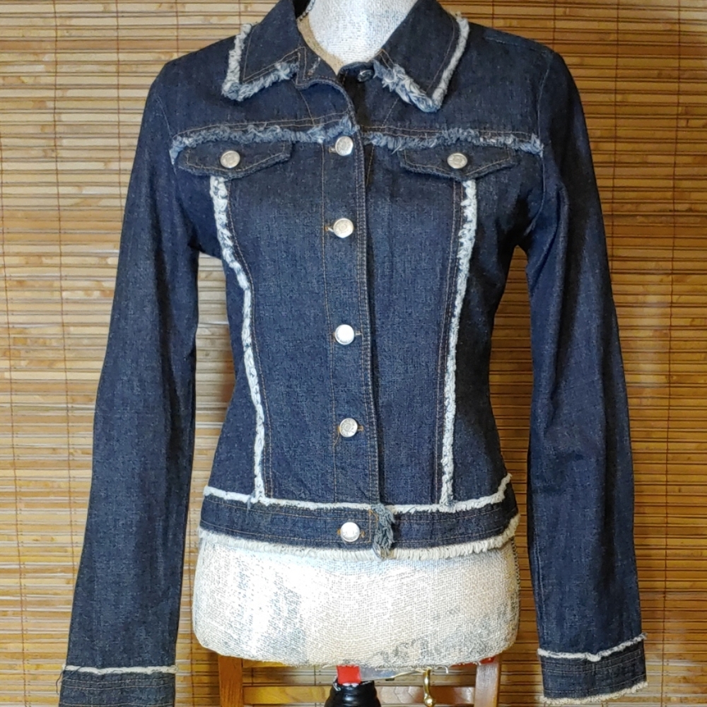 Dark Wash Frayed Seam Denim Jacket